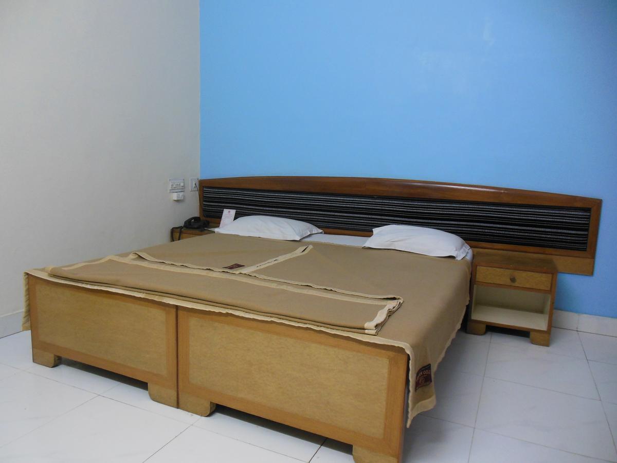 Hotel Gaurav 3*