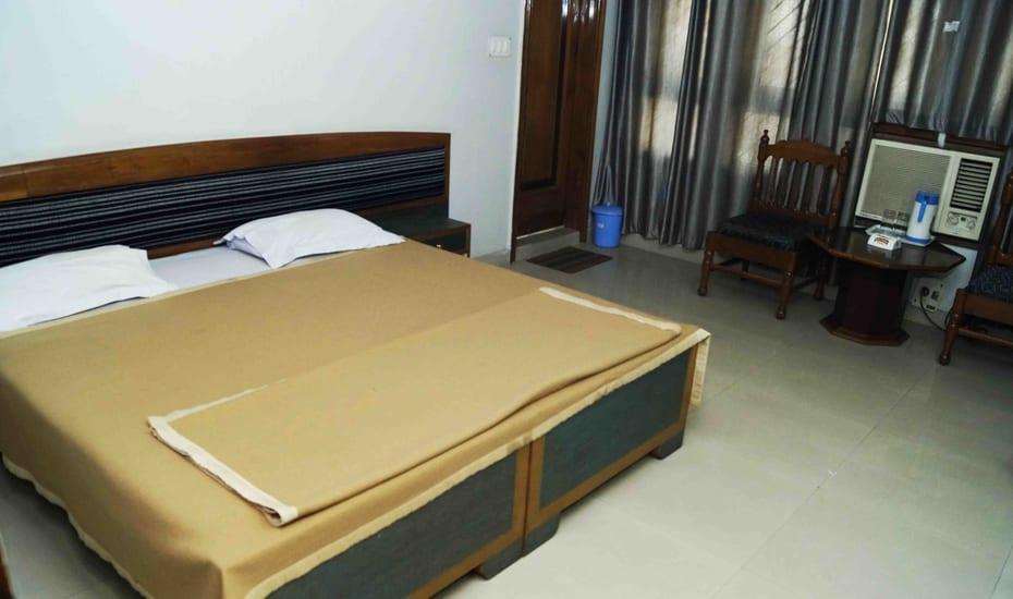 Hotel Gaurav 3*